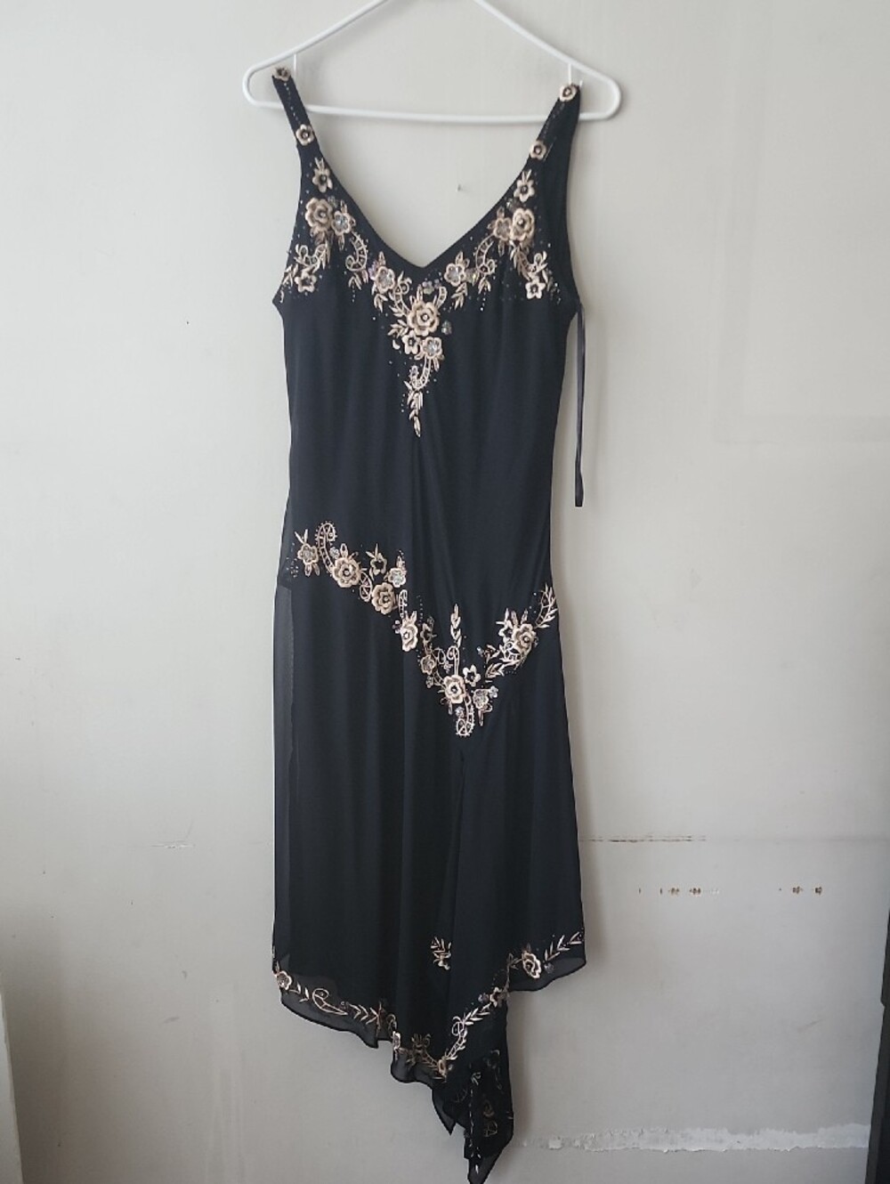 R&M Richards Black Slip Dress with Cream Floral Embroidery - Picture 4 of 8